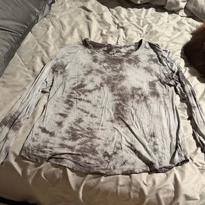 American Eagle Outfitters Gray Tie-Dye Long Sleeve Tee